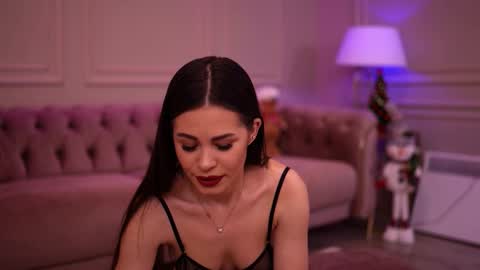 Katie online show from 12-14-25, 07:18