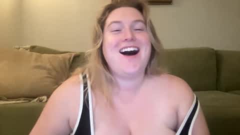 Snapshot of katiecopper27 chatting on 05-29-26, 03:26 katiecopper27 online show from 05-29-26, 03:26