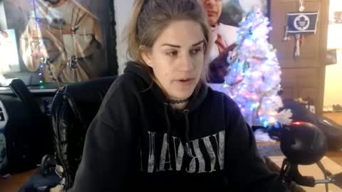 Katie online show from 01-01-25, 04:18