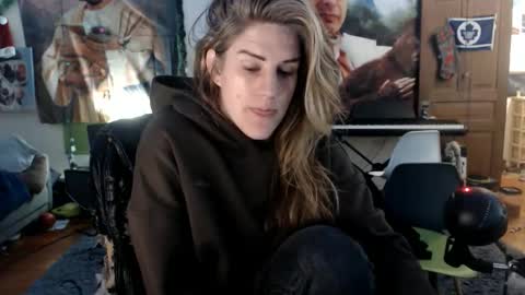 Katie online show from 03-18-26, 04:59