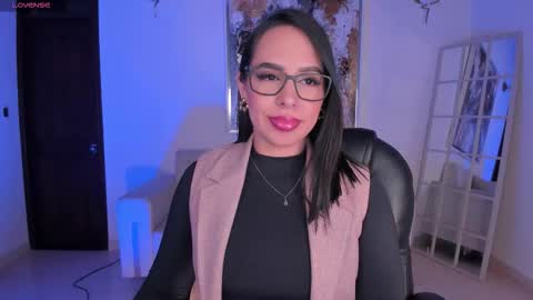 Kate Stonne online show from 09-11-25, 02:44