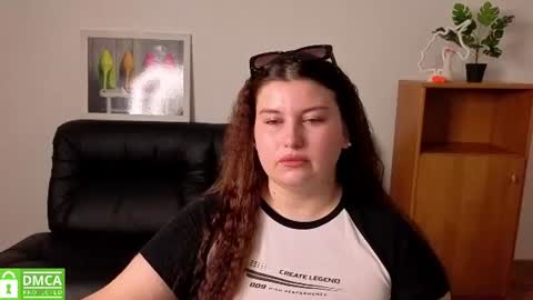 Katina online show from 07-23-26, 01:58