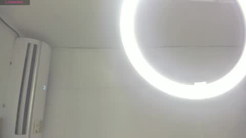 Snapshot of katitaluxury_hot chatting on 05-21-26, 01:45 katitaluxury_hot online show from 05-21-26, 01:45