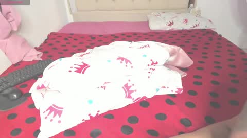 Snapshot of katitaluxury_hot chatting on 05-30-26, 12:41 katitaluxury_hot online show from 05-30-26, 12:41