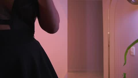 Follow me on instagram and twitter as correaktnees online show from 04-06-26, 06:58