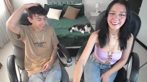 Snapshot of katnia_and_marcuz chatting on 12-31-24, 01:19 Katnia and Marcuz online show from 12-31-24, 01:19