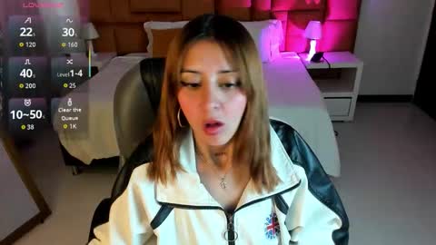 Snapshot of katnia_and_marcuz chatting on 10-06-25, 12:13 Katnia and Marcuz online show from 10-06-25, 12:13