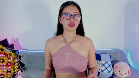 Snapshot of katnis_love_ chatting on 06-04-26, 08:31 Katnis online show from 06-04-26, 08:31