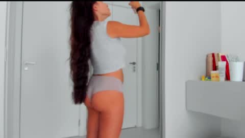 Katrin online show from 04-06-26, 05:03