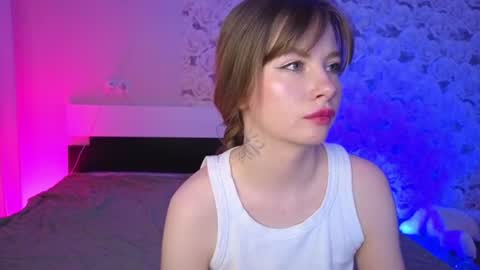 Snapshot of katrin_james_ chatting on 06-10-26, 05:18 katrin_james_ online show from 06-10-26, 05:18