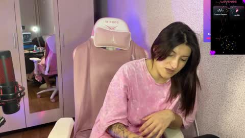   naked in pvt show 100 tk online show from 01-21-25, 06:34