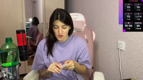   naked in pvt show 100 tk online show from 01-25-25, 09:35