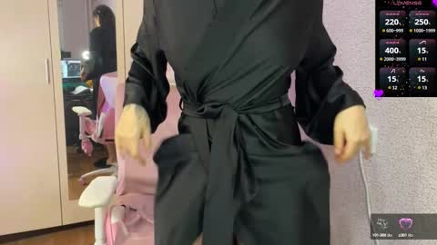   naked in pvt show 100 tk online show from 02-11-25, 09:46