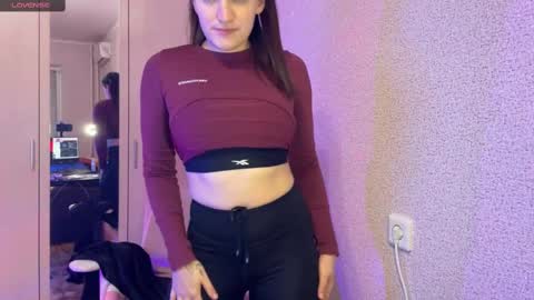   naked in pvt show 100 tk online show from 02-13-25, 10:00