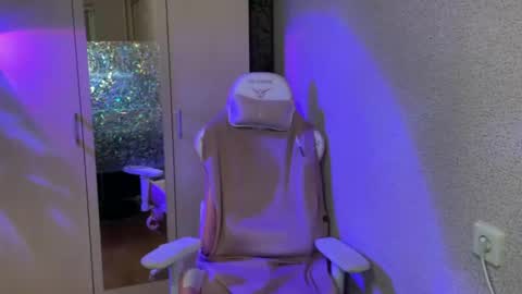   naked in pvt show 100 tk online show from 03-04-26, 04:57