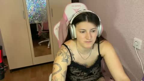   naked in pvt show 100 tk online show from 04-06-26, 05:25