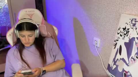   naked in pvt show 100 tk online show from 04-08-26, 09:15