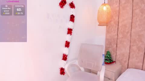 Snapshot of katrina_baurii chatting on 12-26-24, 01:43 katrina online show from 12-26-24, 01:43