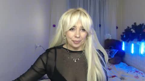 katrinacharm online show from 12-15-25, 09:52