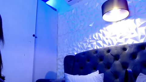 katrinetrixie online show from 06-17-26, 04:48
