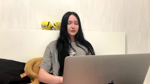 Snapshot of katrineb chatting on 06-18-26, 06:12 katrineb online show from 06-18-26, 06:12