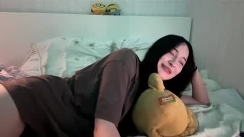 Snapshot of katrineb chatting on 07-01-26, 08:19 katrineb online show from 07-01-26, 08:19