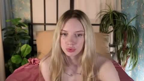katt_yy online show from 06-17-26, 05:10