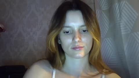 Snapshot of katte_light chatting on 04-19-26, 06:10 katte light online show from 04-19-26, 06:10