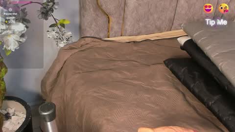 Katerine online show from 02-04-25, 03:44