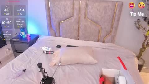 Katerine online show from 02-23-26, 03:59