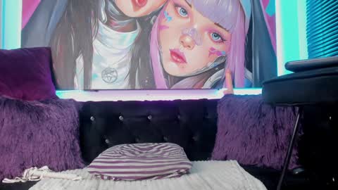 Snapshot of kattia_deluchi chatting on 01-15-25, 12:15 Katiia online show from 01-15-25, 12:15