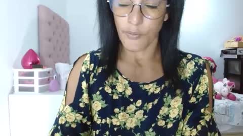 KattleyaGrey online show from 03-08-25, 11:07