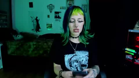 kattx   independent model online show from 08-05-26, 05:54