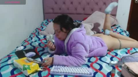 Snapshot of katty_hottest chatting on 06-03-26, 02:33 Katherine hottest online show from 06-03-26, 02:33