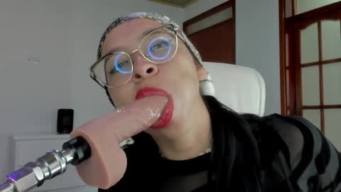 Katty online show from 01-14-25, 08:59