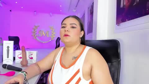 KattyaRogers online show from 12-19-25, 08:05