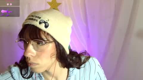 kattycat_ online show from 12-17-25, 05:02