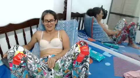 Snapshot of kattydirty144 chatting on 01-14-25, 10:34 angel online show from 01-14-25, 10:34