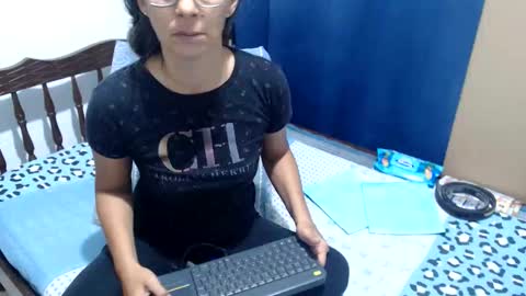 Snapshot of kattydirty144 chatting on 04-30-26, 11:38 angel online show from 04-30-26, 11:38