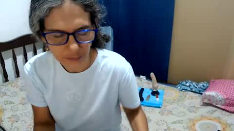 Snapshot of kattydirty144 chatting on 07-11-26, 08:44 angel online show from 07-11-26, 08:44