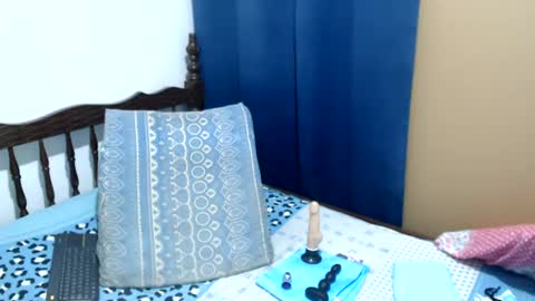 Snapshot of kattydirty144 chatting on 07-17-26, 09:19 angel online show from 07-17-26, 09:19