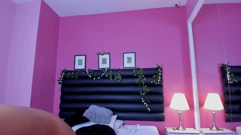 katy_contreras online show from 01-31-25, 06:14