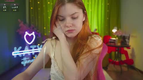 Snapshot of katy_ethereal chatting on 05-11-26, 03:12 Katy - online show from 05-11-26, 03:12