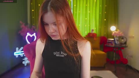 Snapshot of katy_ethereal chatting on 05-26-26, 03:02 Katy - online show from 05-26-26, 03:02