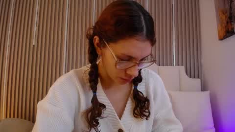 Snapshot of katy_van chatting on 04-26-26, 08:50 Katy Van online show from 04-26-26, 08:50