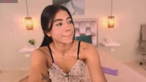 Snapshot of katya_rogerss chatting on 05-17-26, 11:45 katya online show from 05-17-26, 11:45