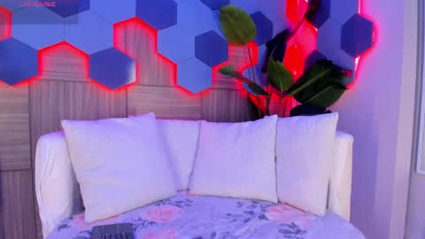    online show from 04-17-26, 08:12