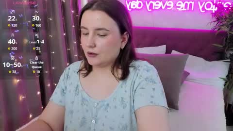 Kate online show from 02-15-26, 07:51