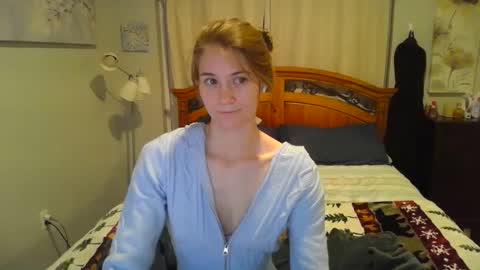 Snapshot of katynowhere chatting on 01-14-25, 02:19 Katy online show from 01-14-25, 02:19