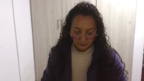  Khawit  online show from 03-11-25, 09:59